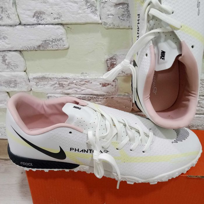 Бутсы/Сороконожки NIKE, Addidas