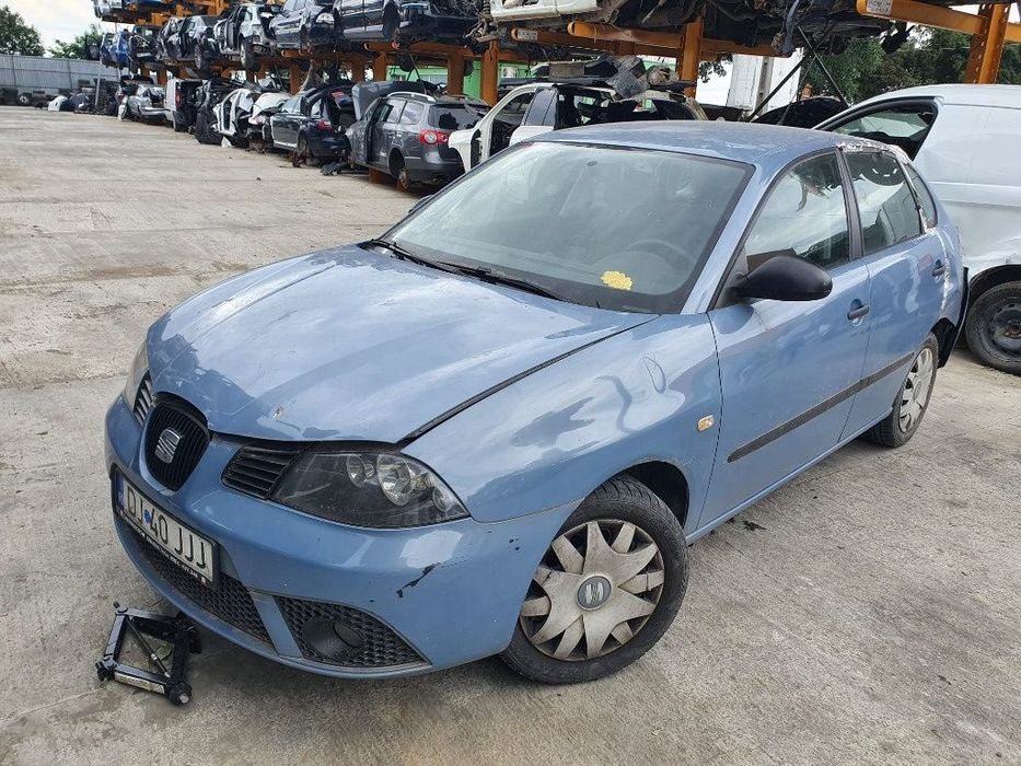 bara armatura fata spate haion far stanga dreapta kit chit conversie airbag volan Seat Ibiza 3 motor 1.2 benzina BME dezmembrez usa fata spate