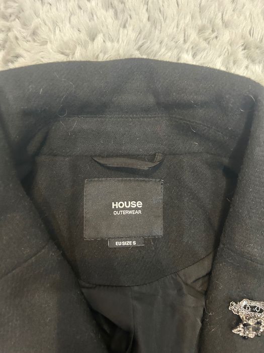 Дамско класическо палто