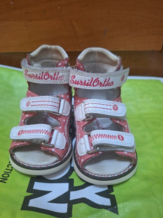 Продам детские ортопедические сандали.