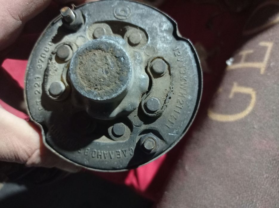 Продам стартер на ниву