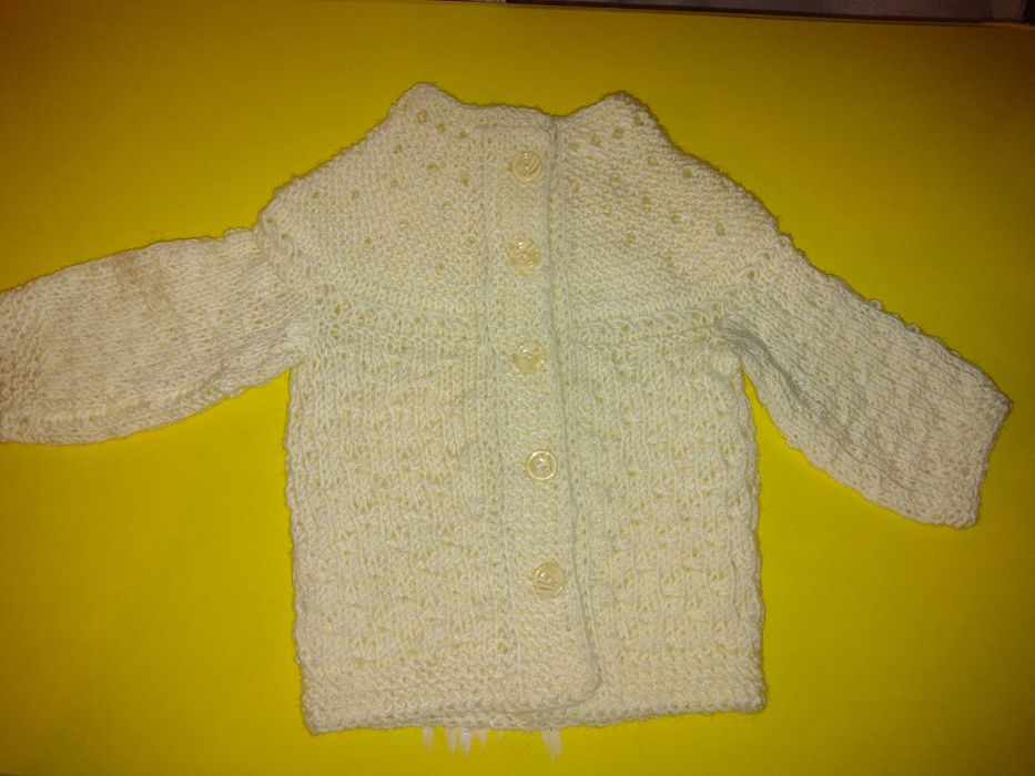 Лот 5 броя плетени блузи + одеало