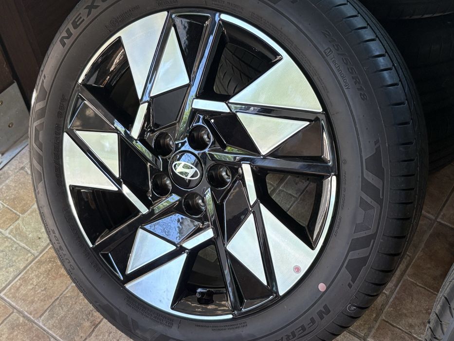 Оригинални джанти Hyundai / Хюндай 18" 5х114.3 + гуми 215/55/18