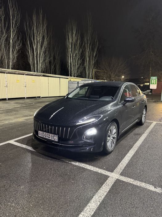 Hongqi EQM5 сотилади