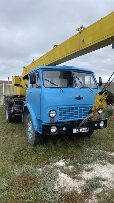 Продам автокран Маз