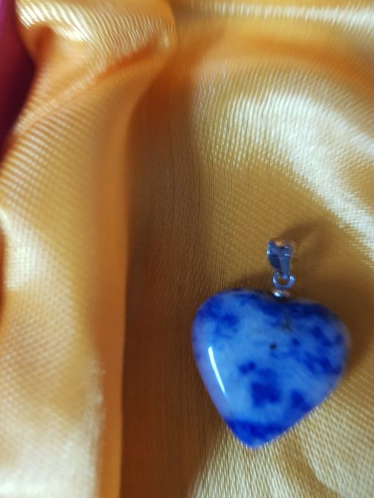 Естествени камъни-обработени