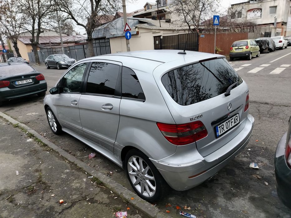Vând Mercedes clasa B 20 d an 2007