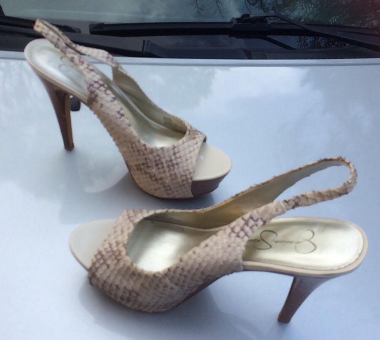 Босоножки кожаные. Натуральный питон!