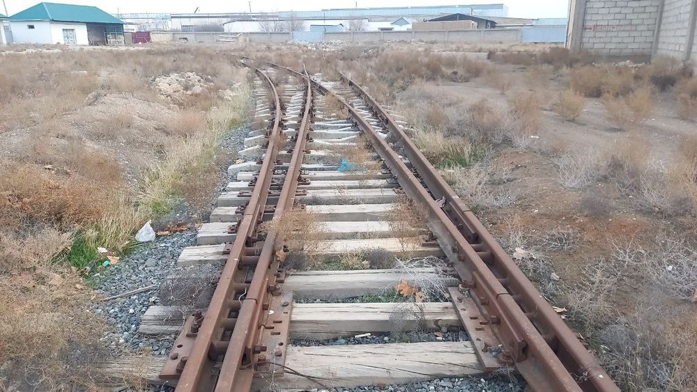 Железный Дорога с рельсамы Р65
рельсы комплект с шпаламы
все комплекте