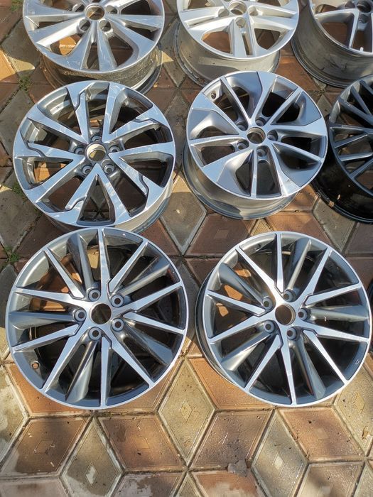 Jante aliaj Toyota camry chr avensis auris corolla