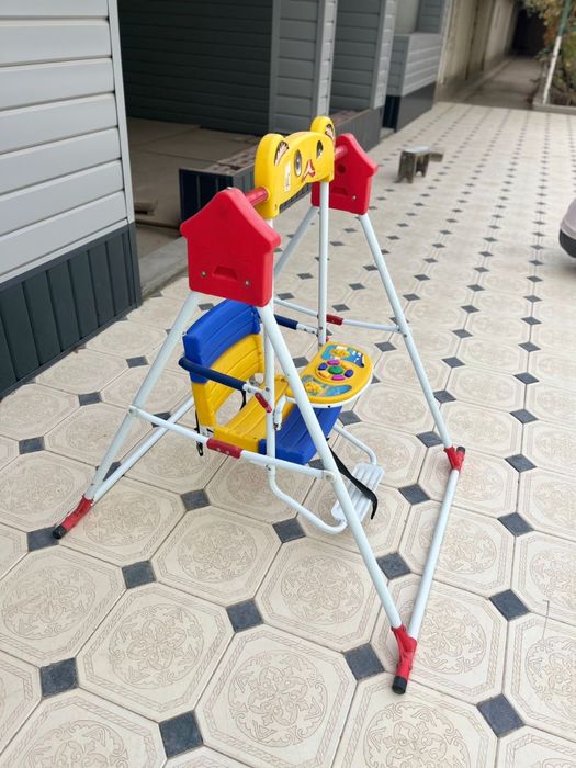 әткеншек жақсы жағдайда