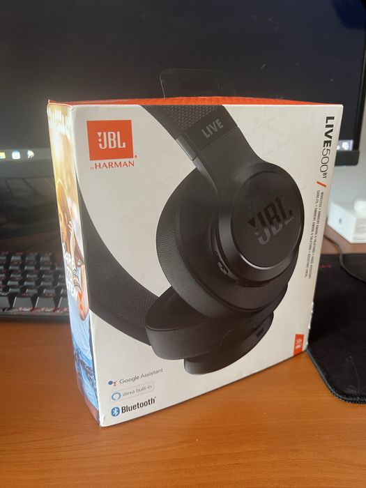 Наушник JBL Live 500bt сатылымда.