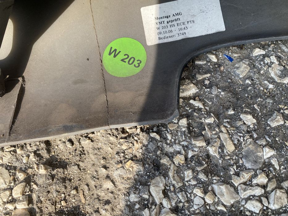 Задна броня Мерцедес Ц класа АМГ седан zadna bronia Mercedes C klasa