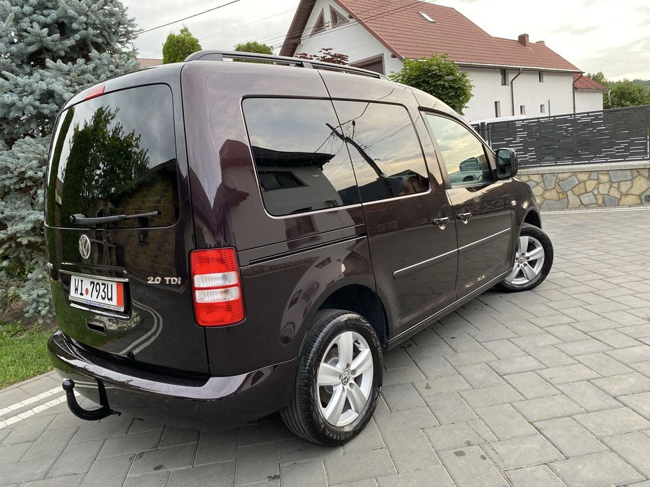 VW-CADDY~LiFE-2 ,0 -Tdi~140-Cp-Culoare Deosebită-Visiniu-met