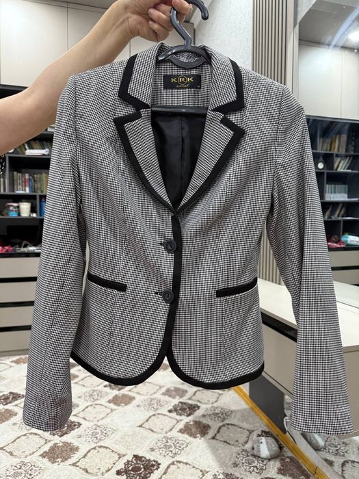 Продам женский турецкий  пиджак