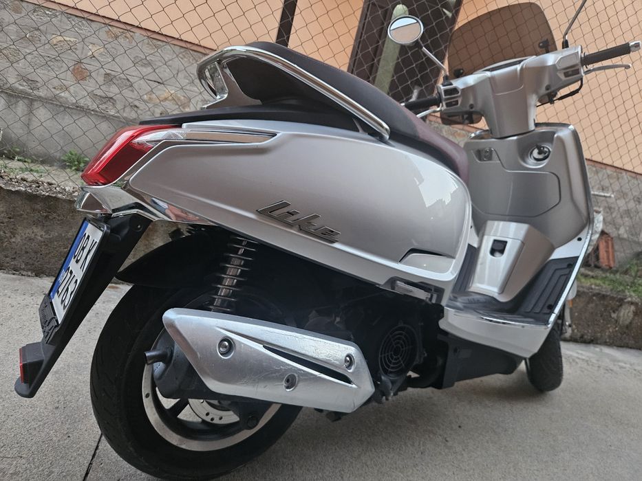 Скутер Kymco Like 125
