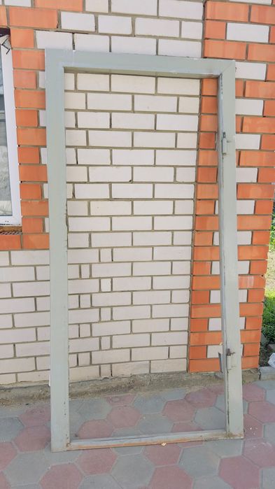 Продается железная дверь!