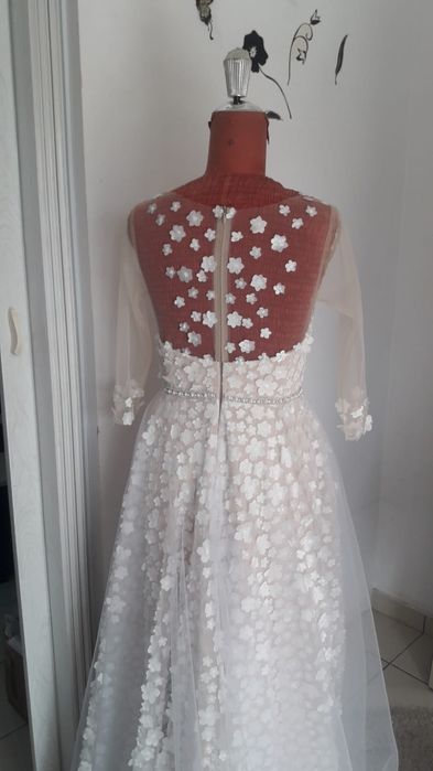 Vand rochie de mireasa