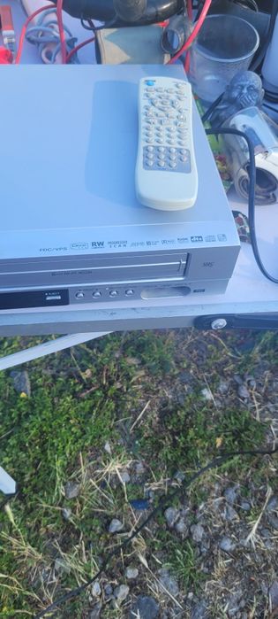 Dvd player Combo Gpx cu video