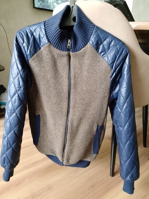 Куртка на весну, очень размер М, 12000 тг, торг