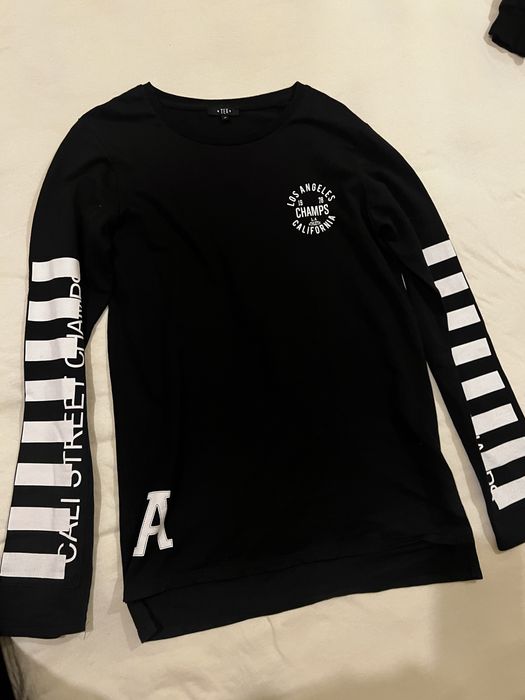 Hanorac,bulover marima 14 ani