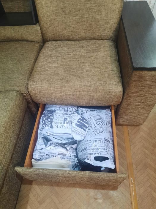 Продам угловой диван