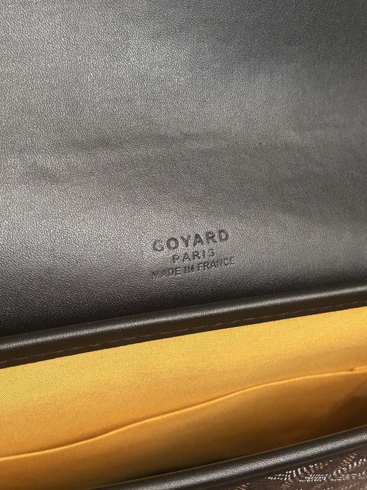 Продам барсетку.