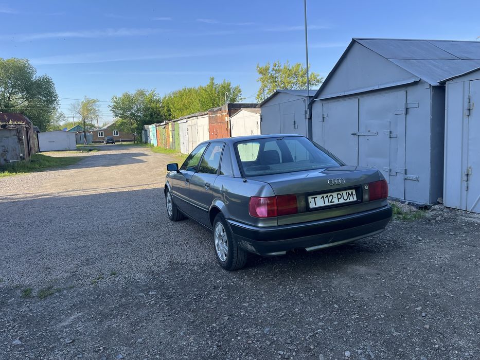 Продам Audi 80 B4.