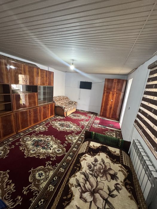 Уй арендага Парвоз махалласи