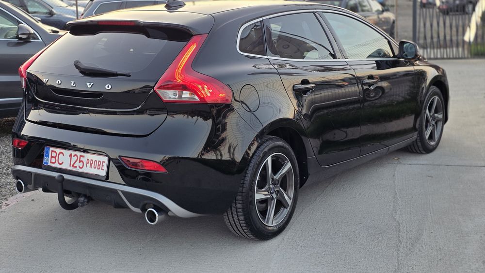 Volvo R- DESIGN V 40 An 2016 2.0 Diesel E6 Cash sau Rate