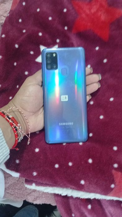 Vand telefon Samsung Galaxy A21s blocat cu parola