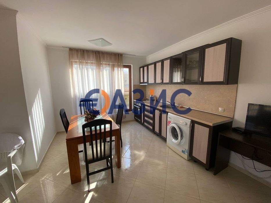 Продава се Тристаен апартамент в Свети Влас - 158 кв.м за 529 €/кв.м - Снимка #4