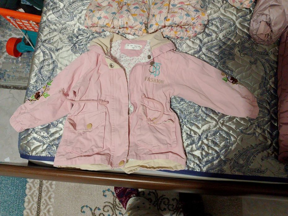 Продам детские вещи