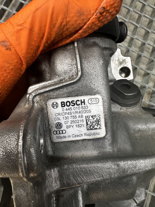 Pompa Inalta Vw Crafter 2.0 DCI cod 03L130755AB an 2012 - 2016 Vw Amarok Vw Tiguan