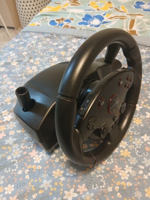 Продам Игровой Руль