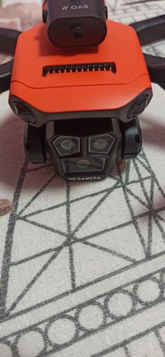 Дрон с HD тройна камера