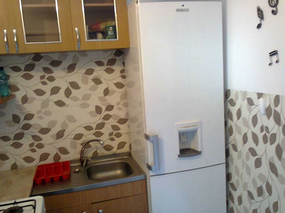 Inchiriere garsoniera zona Far/ Billa pe termen lung.