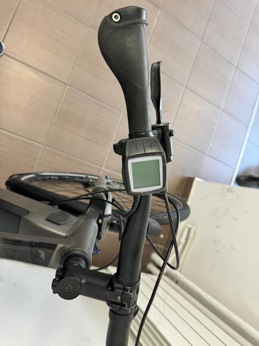 Bicicleta electrica Focus Planet 2 5.7 DI, Motor 250W, Roti 28", -D-