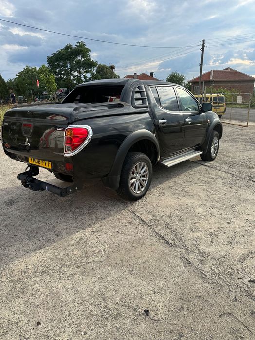 Mitsubishi L200/митсубиши L200на части 2.5d 136кс