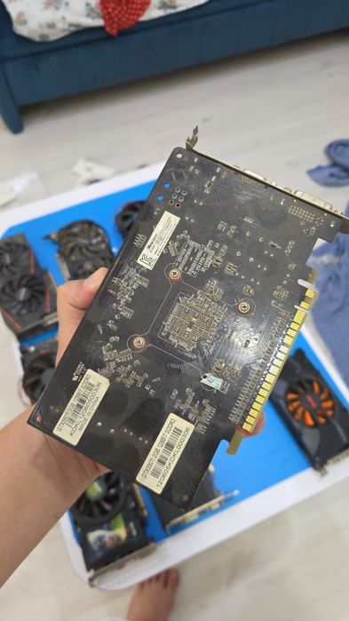 Video karta GTX 550,650 sotiladi