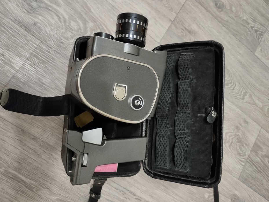 Кинокамера Кварц СССР антиквариат