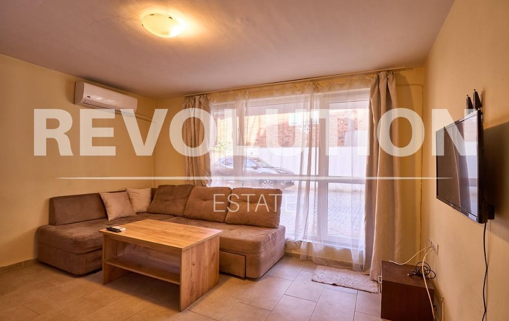 Дава се под наем Двустаен апартамент в Пловдив, Кършияка - 65 кв.м за 380 € - Снимка #2