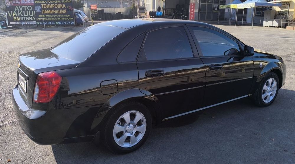 Gentra avtomat sotiladi