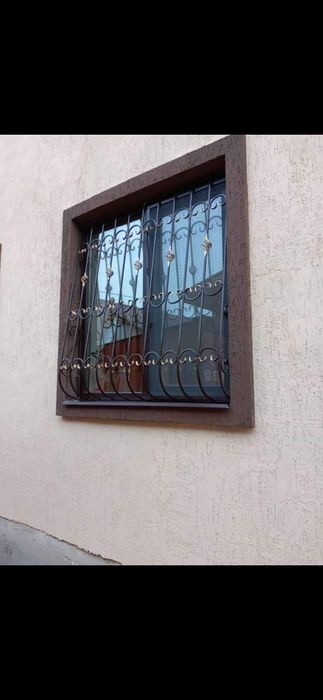 Решетки на окна кованые