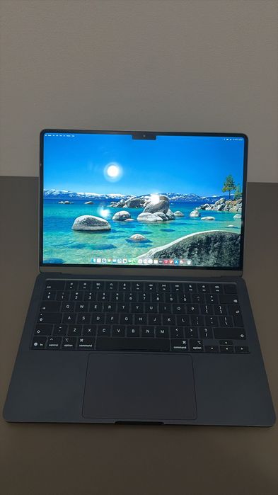 MacBook Air M4 24GB Ram памет 512gb съхранение, 10C CPU 10C GPU, 2025 модел