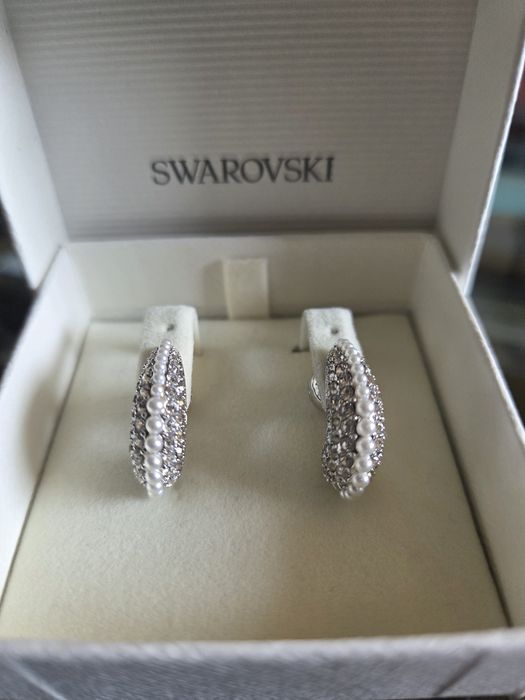 Нов сет "Swarovski"