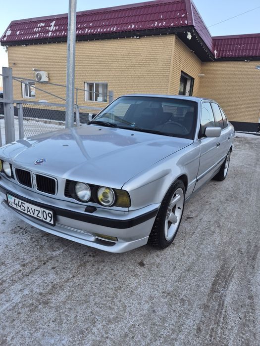 Продам BMW 5 e34