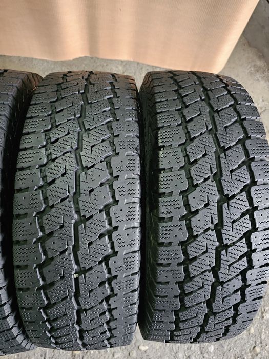 4 anvelope iarna 205 65 16C  Gislaved 7.5mm