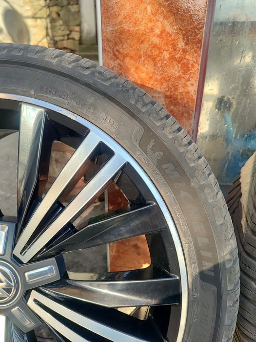 Продавам гуми с джанти