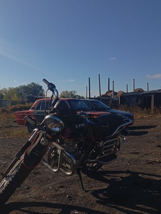 Продаю мотоцикл 200куб